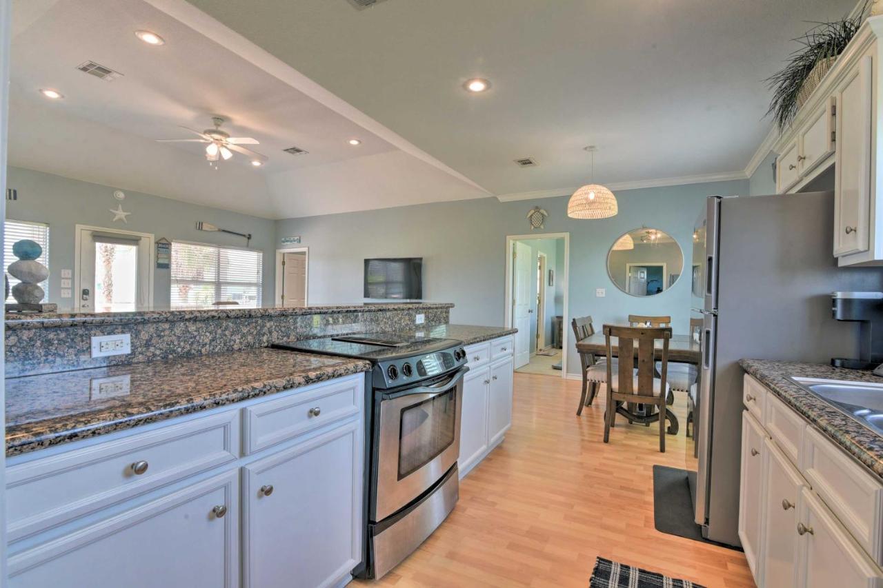 Bright Crystal Beach House, Walk To Coast! Villa Bolivar Peninsula Exteriör bild