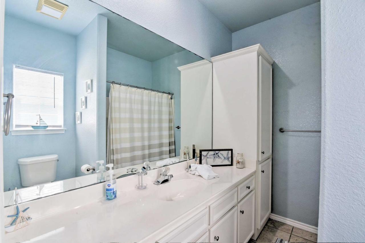Bright Crystal Beach House, Walk To Coast! Villa Bolivar Peninsula Exteriör bild